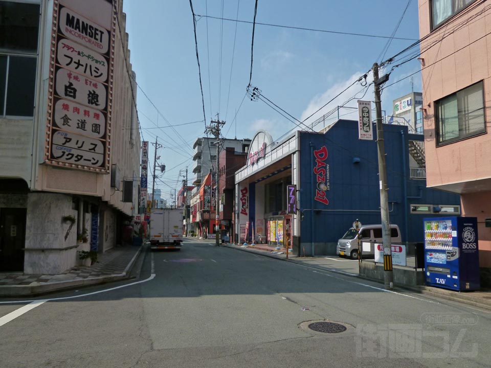 津市栄町