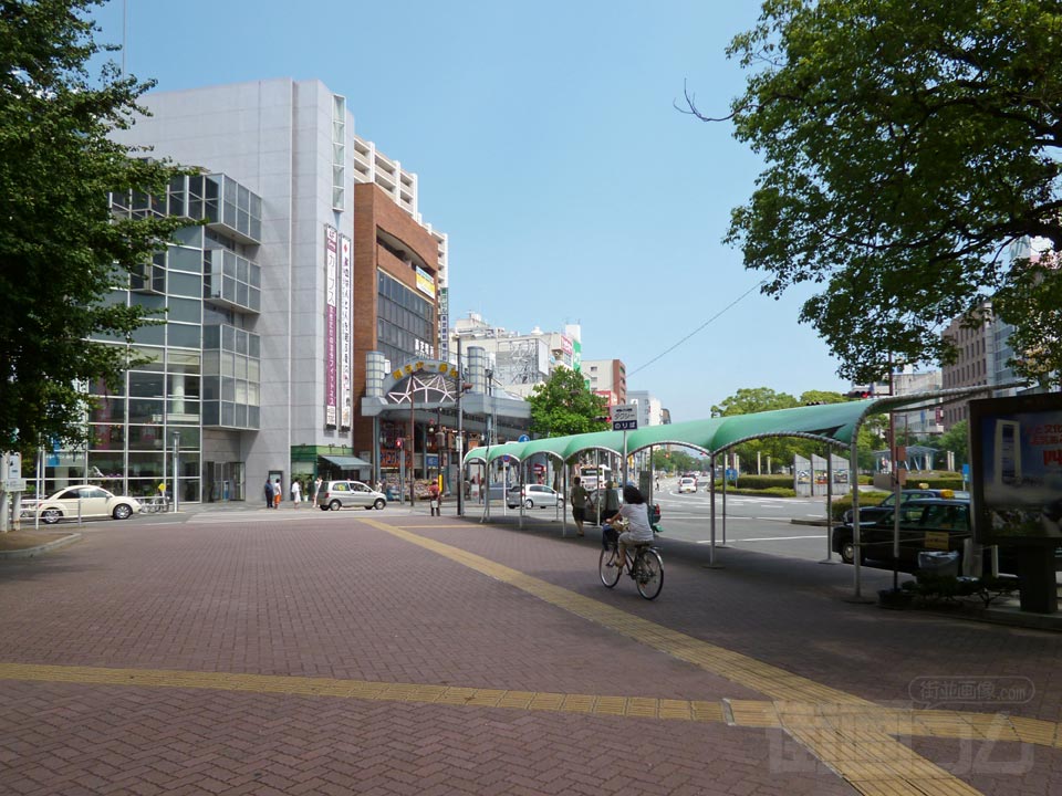近鉄四日市駅南口東側前