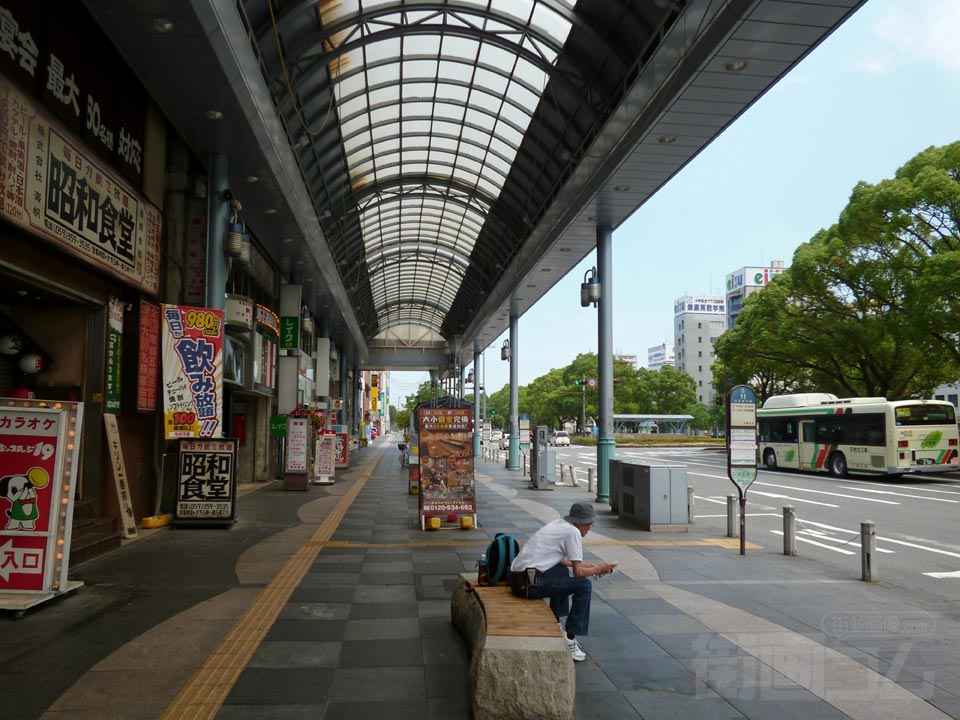 四日市一番街(中央通り)