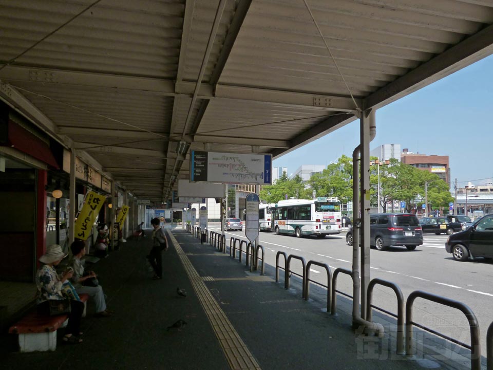近鉄四日市駅南バスのりば