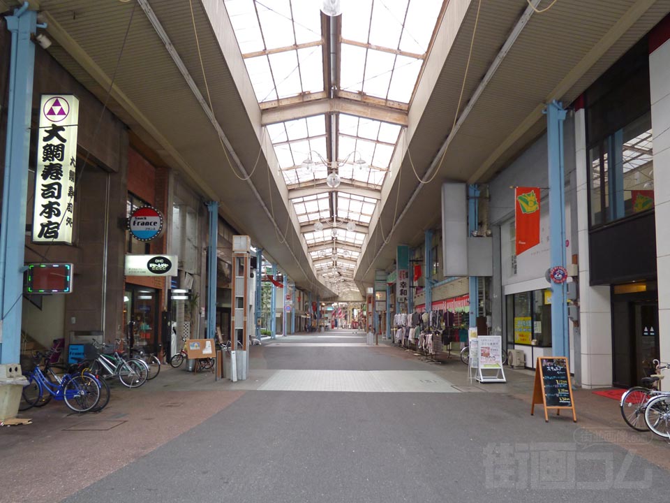 四日市一番街