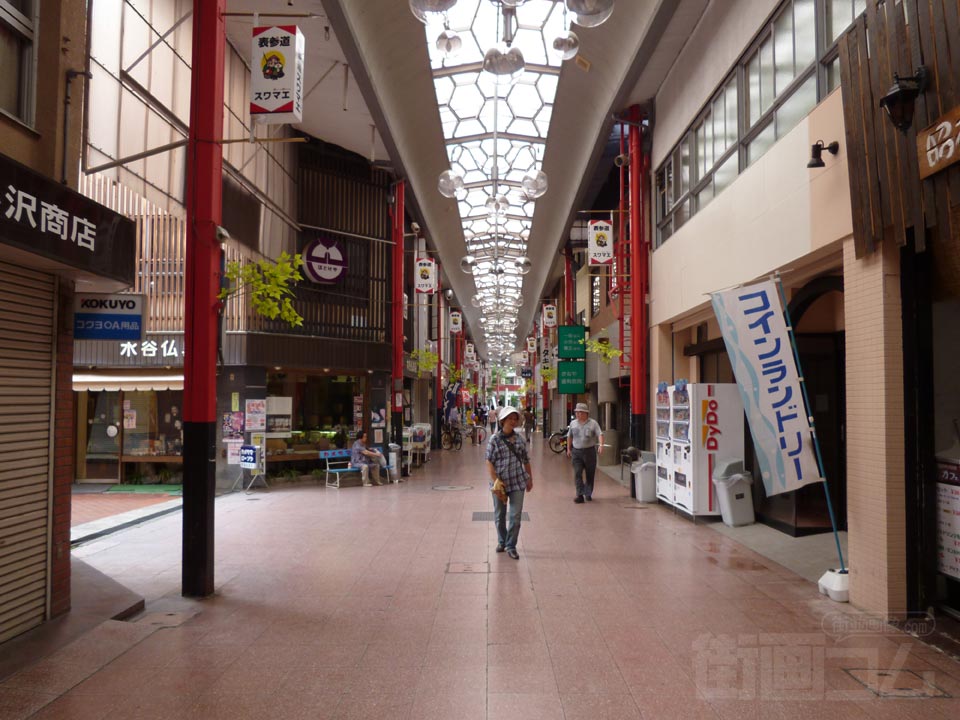 表参道スワマエ商店街