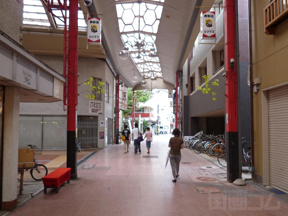表参道スワマエ商店街