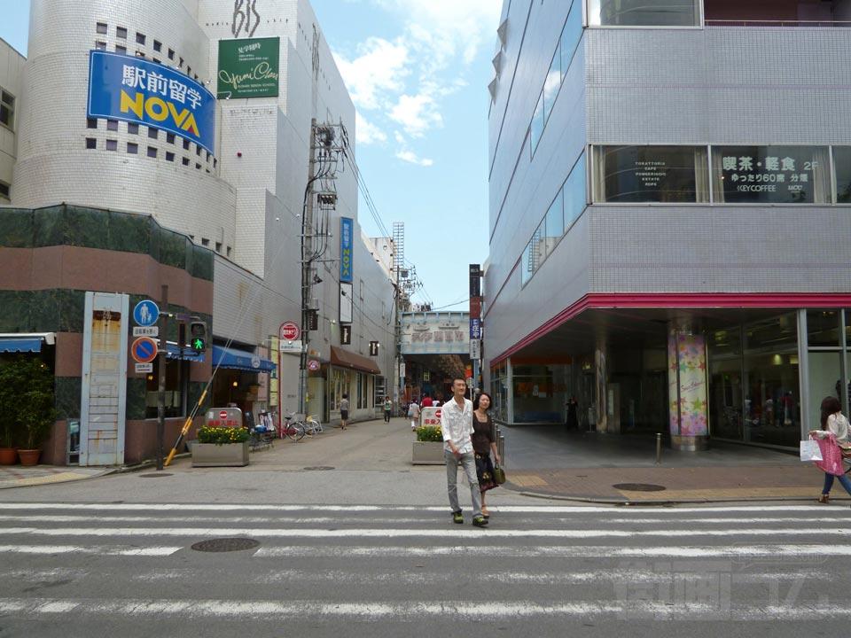 近鉄四日市駅北口東側