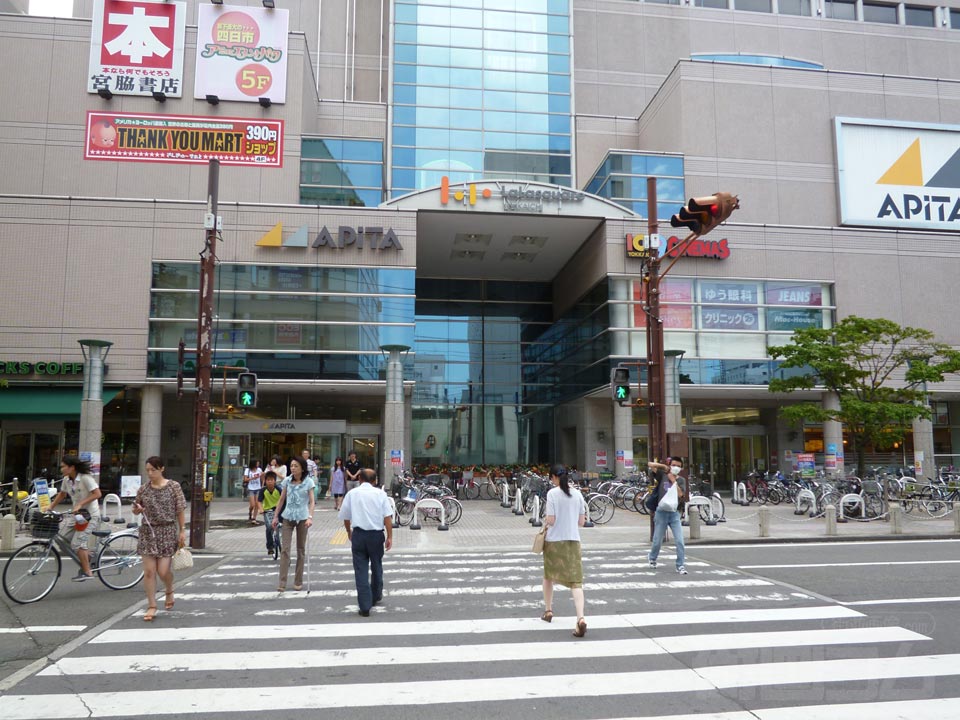 ララスクエア四日市