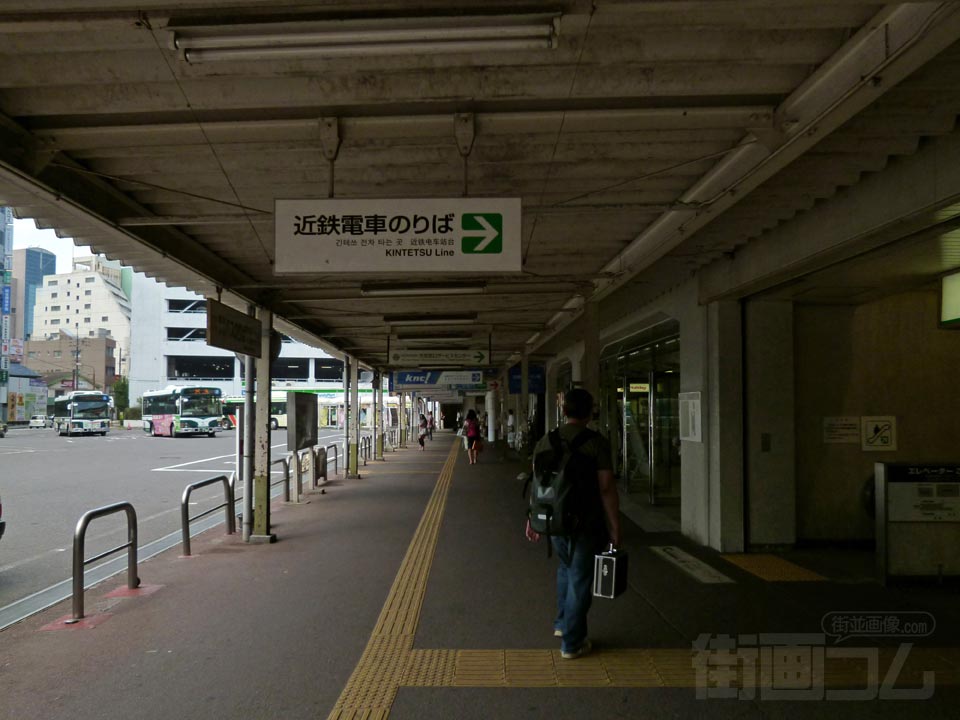 近鉄四日市駅南口西側前