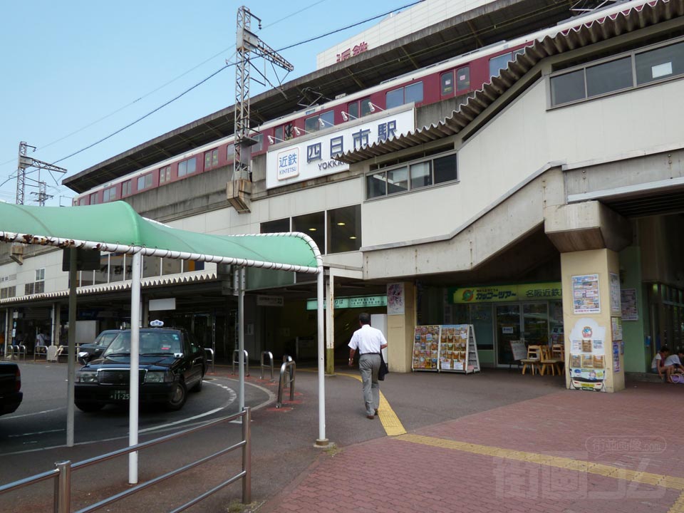近鉄四日市駅南口西側