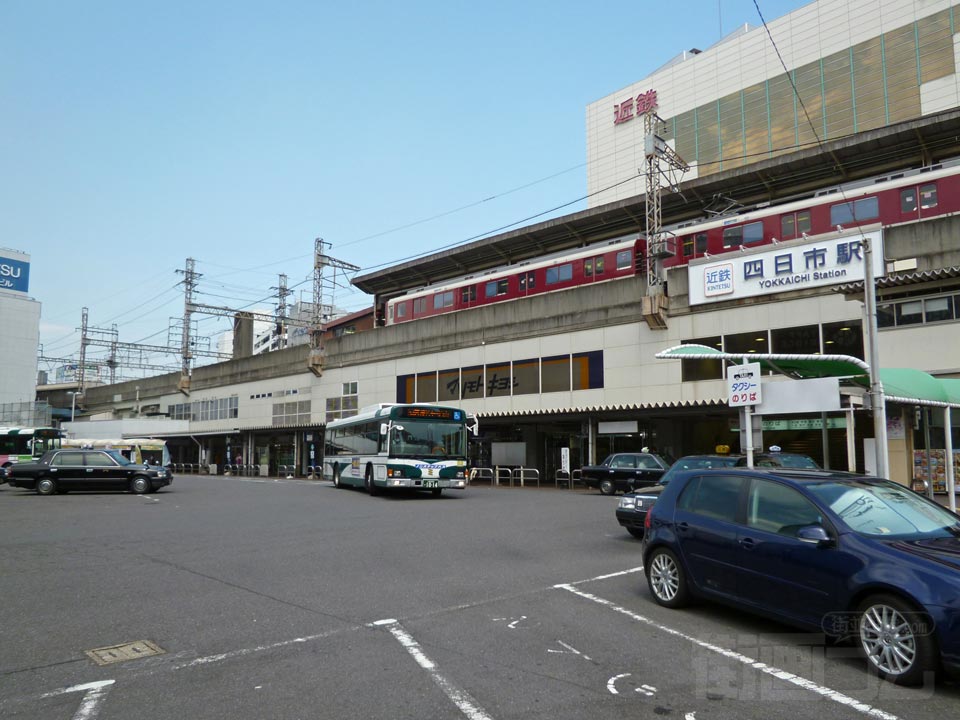 近鉄四日市駅南口西側