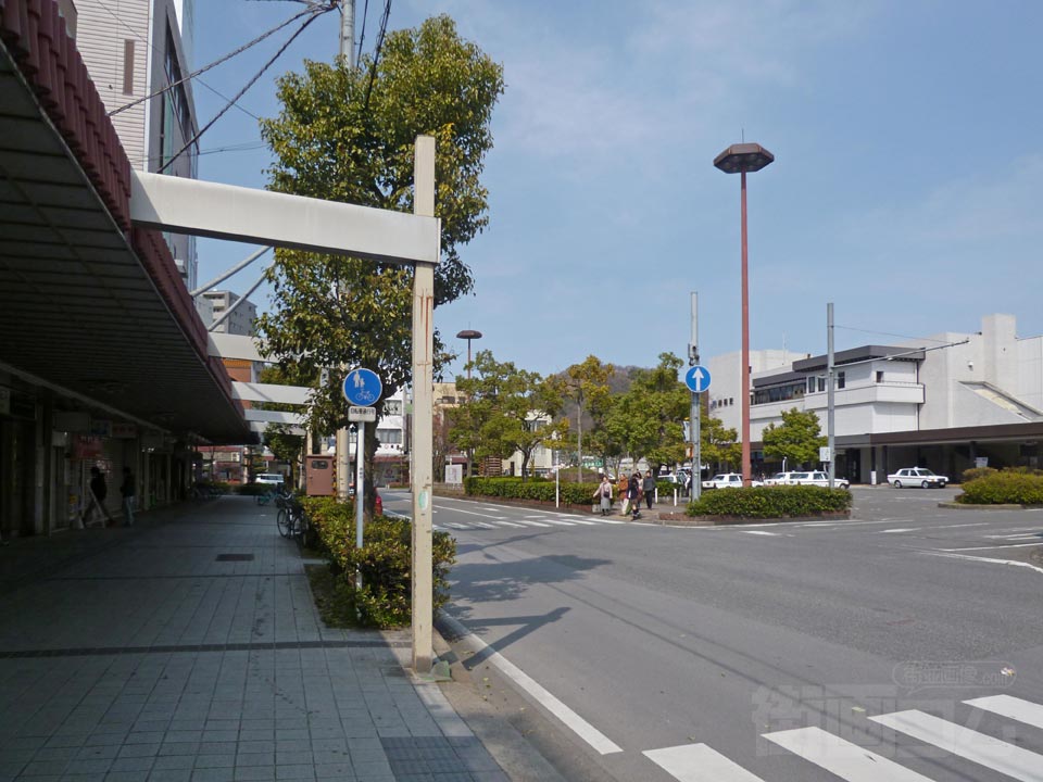 JR・近江鉄道彦根駅西口前