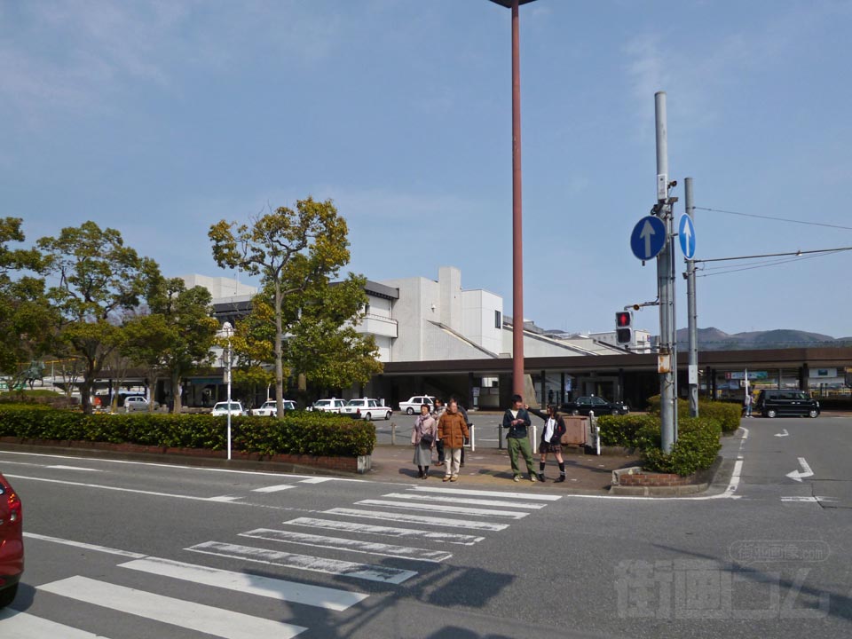 JR・近江鉄道彦根駅西口前