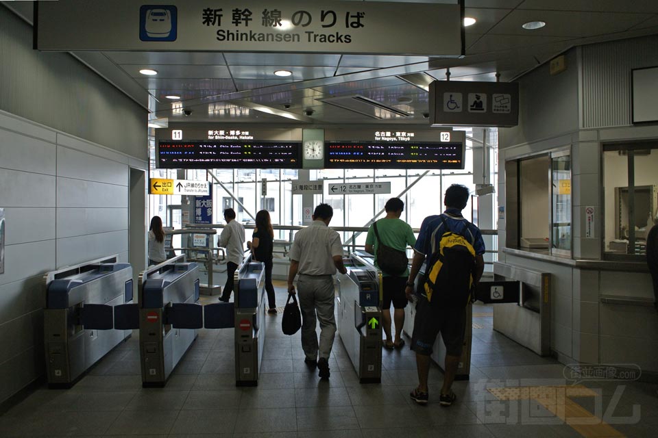 JR米原駅改札口(東海道新幹線)