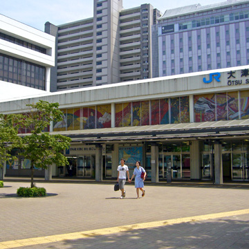 滋賀県大津市大津・浜大津駅前写真画像