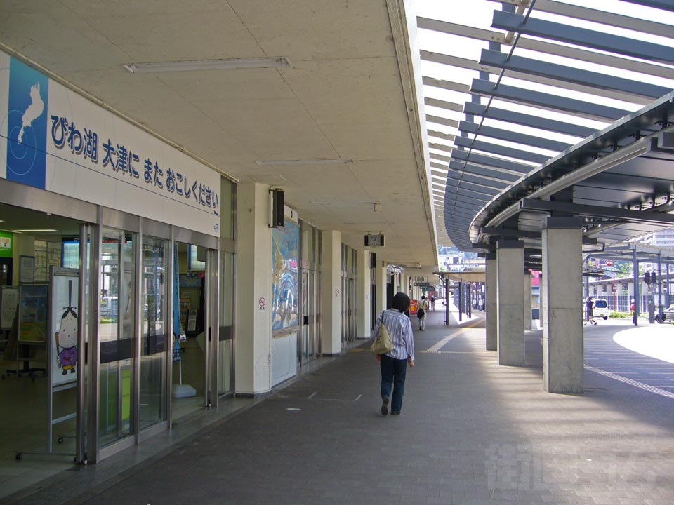 JR大津駅北口前