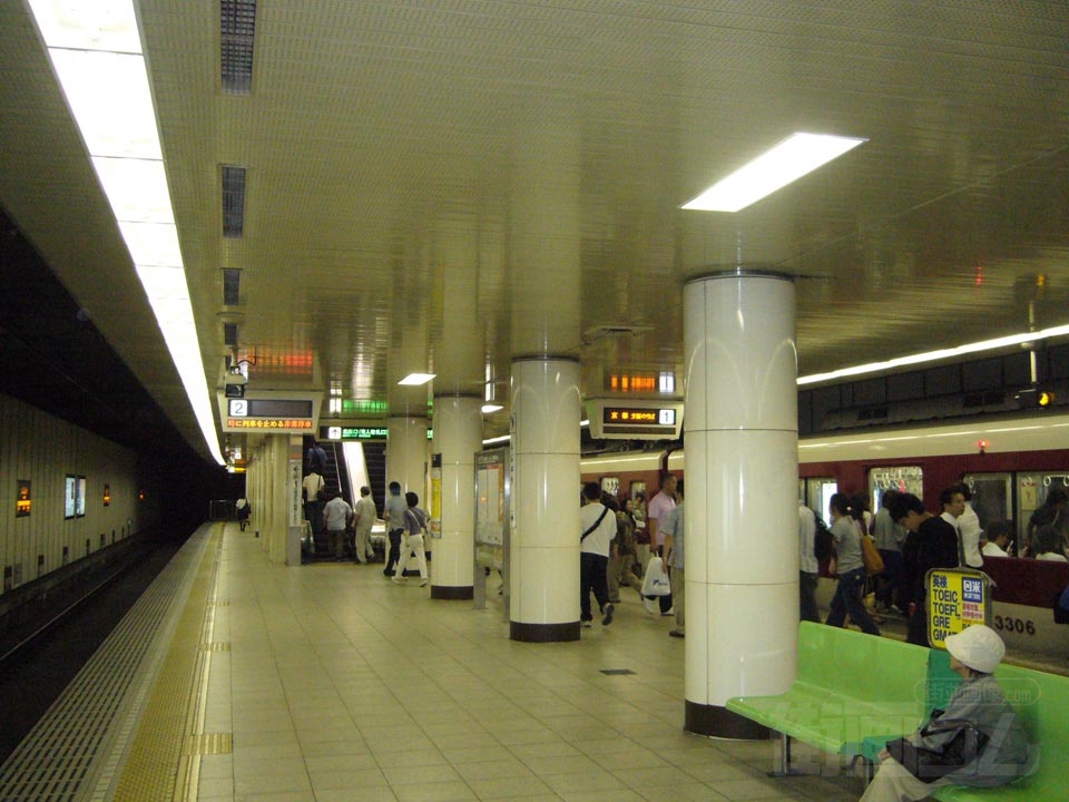 京都市営地下鉄四条駅写真画像