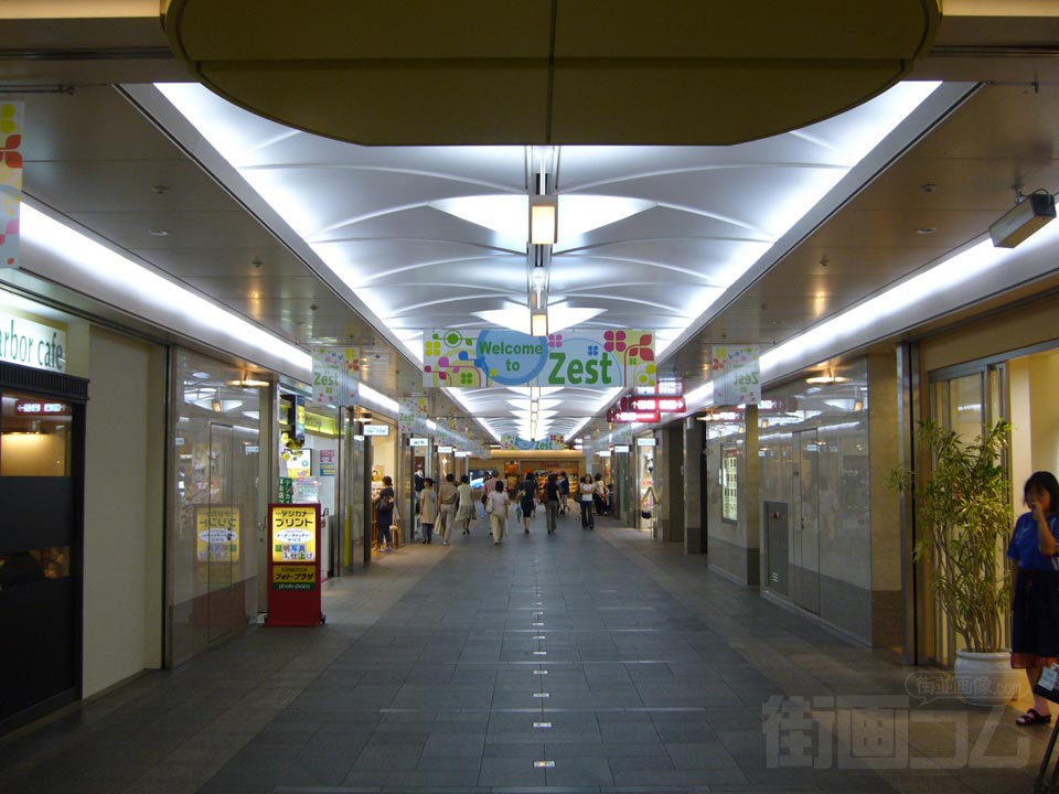 ゼスト御池地下街写真画像