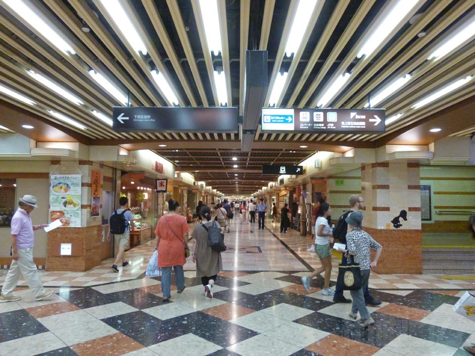 京都駅前地下街ポルタ