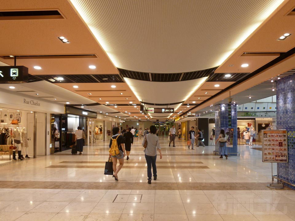 京都駅前地下街ポルタ