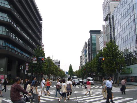 烏丸塩小路交差点写真画像