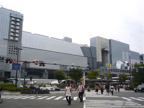 烏丸塩小路交差点写真画像