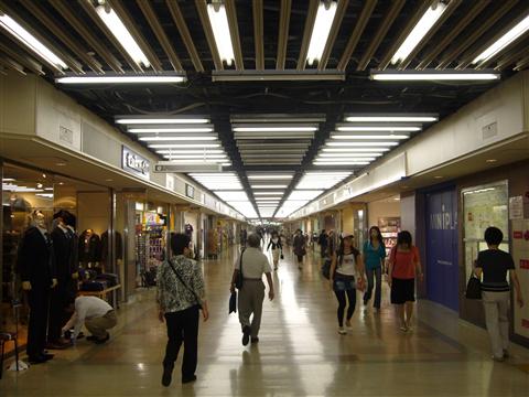 京都駅前地下街ポルタ写真画像