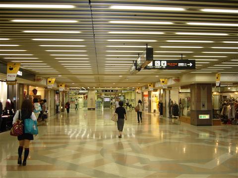 京都駅前地下街ポルタ写真画像