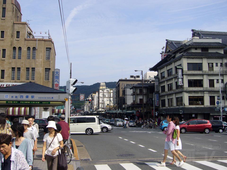 京阪四条駅前写真画像
