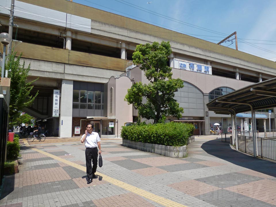 近鉄布施駅南口
