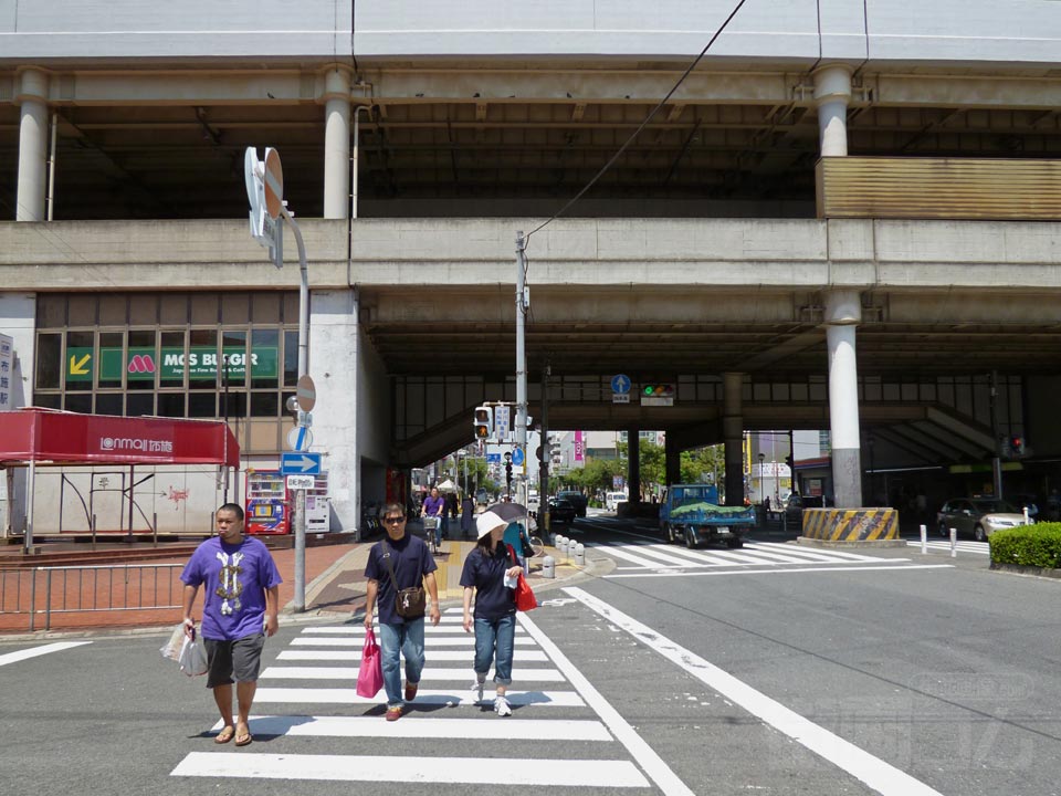近鉄布施駅南口前