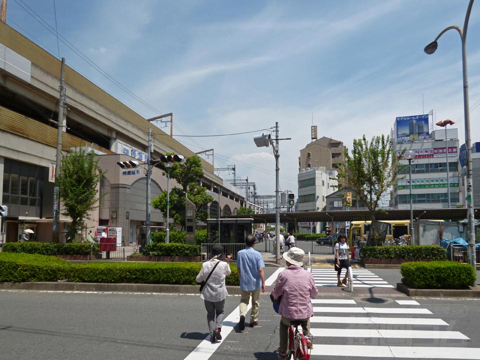 近鉄布施駅南口前