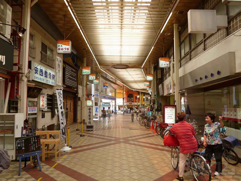 フラワーロード本町商店街