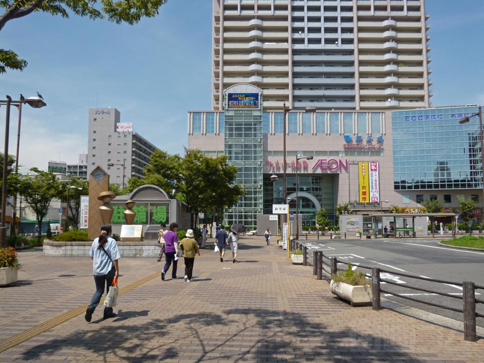 近鉄布施駅北口前