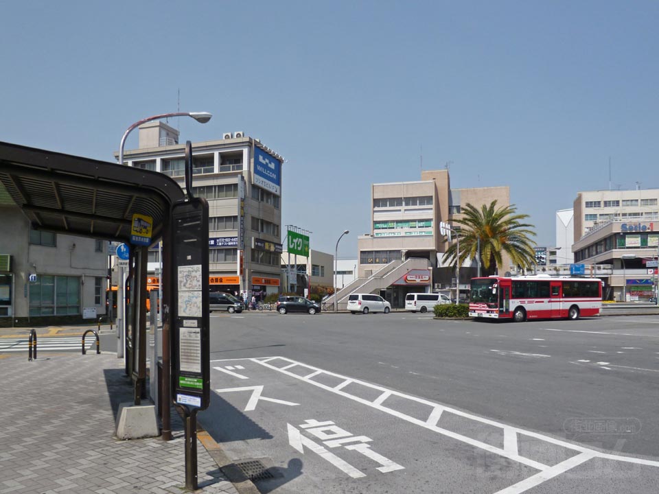 阪急茨木市駅西口前