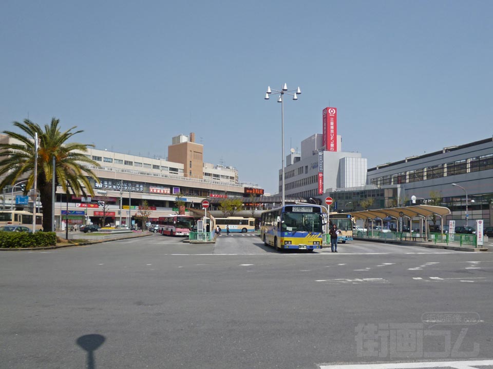 阪急茨木市駅西口前