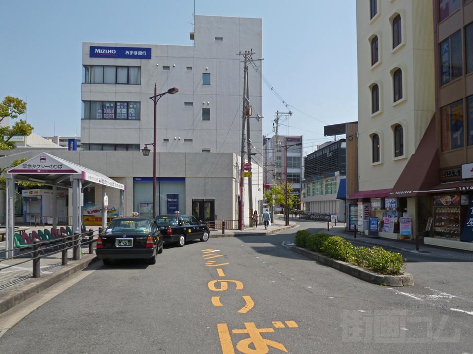 茨木市駅東口タクシーのりば