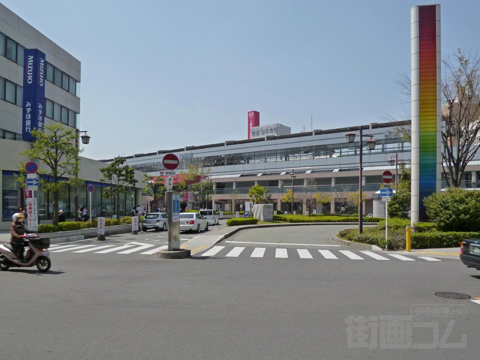 阪急茨木市駅東口前