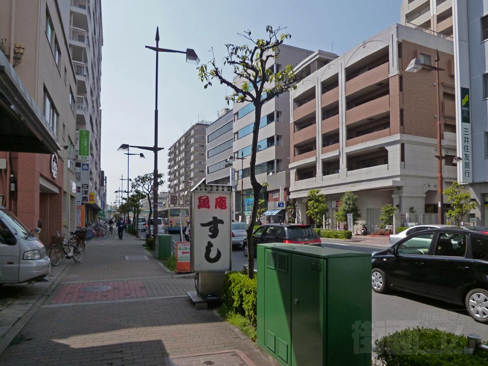 エキスポロード(府道129号線)