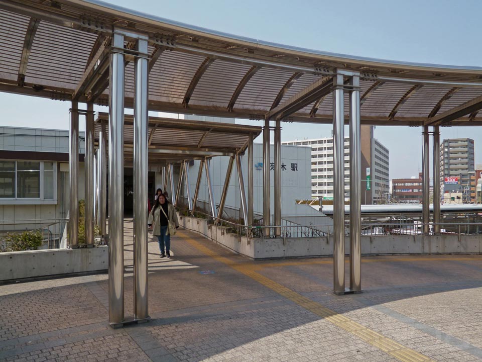 JR茨木駅東口