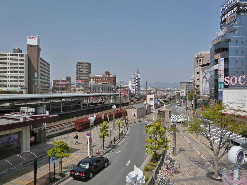 JR茨木駅東口前