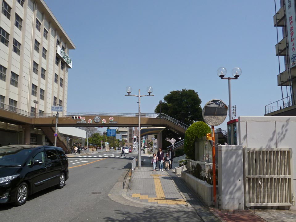 中央通り(府道139号線)
