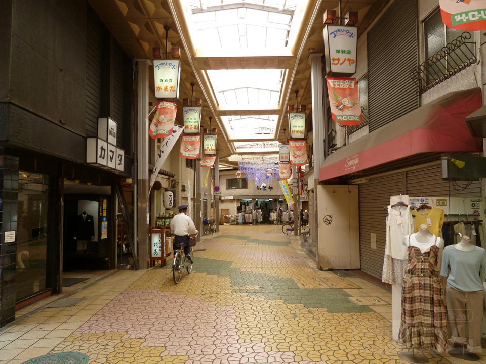 ファミリーロード本町筋商店街