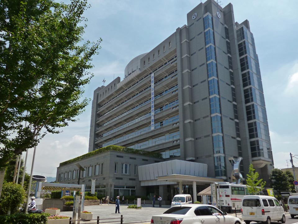 八尾市役所