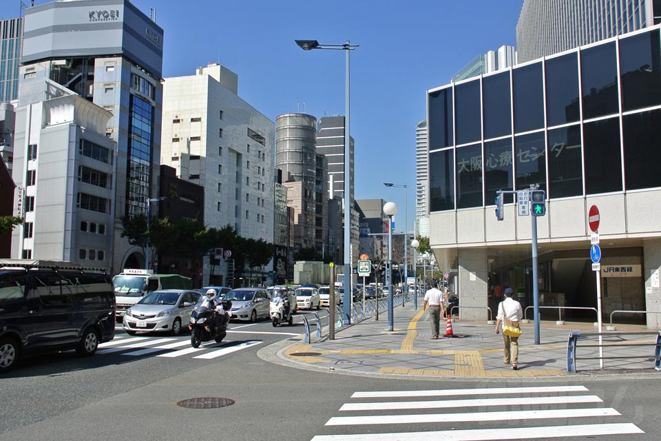 曽根崎新地1交差点