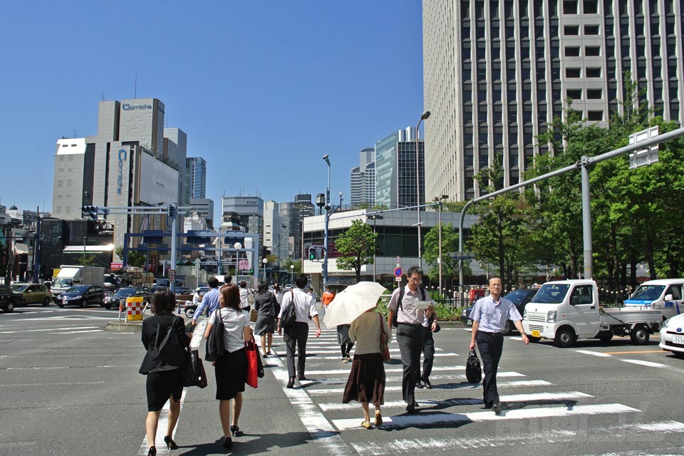 梅田新道交差点