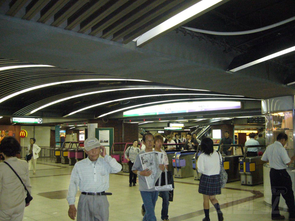 南海難波駅