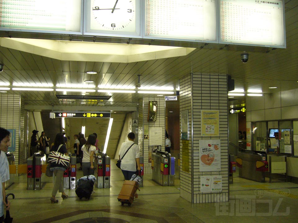 大阪市営地下鉄心斎橋駅