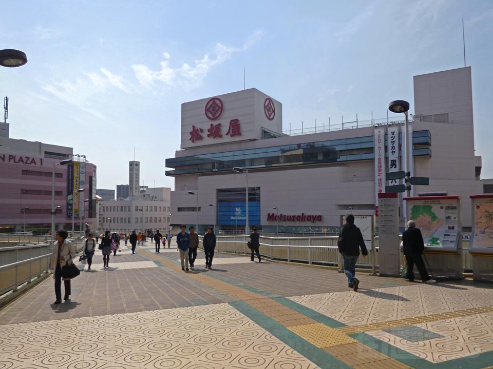 JR高槻駅南口