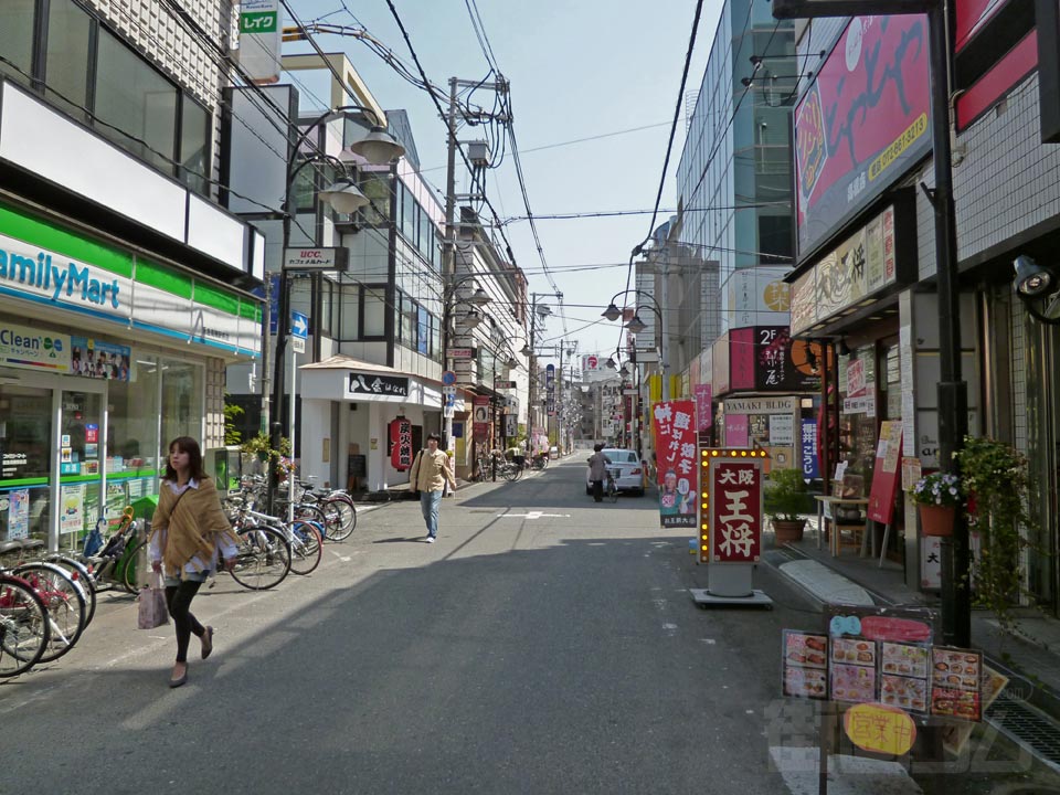 阪急高槻南駅前通り