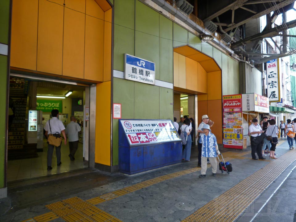 JR鶴橋駅中央口写真画像