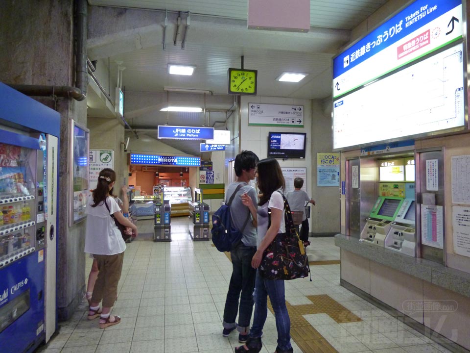 JR鶴橋駅西改札口写真画像