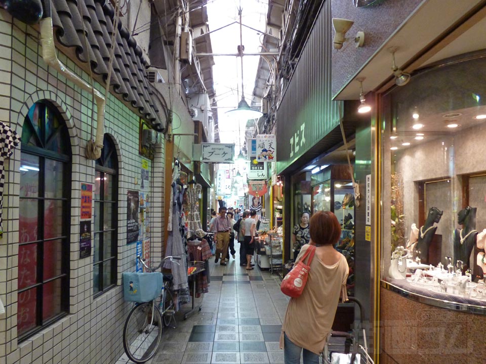 鶴橋商店街8班通り写真画像